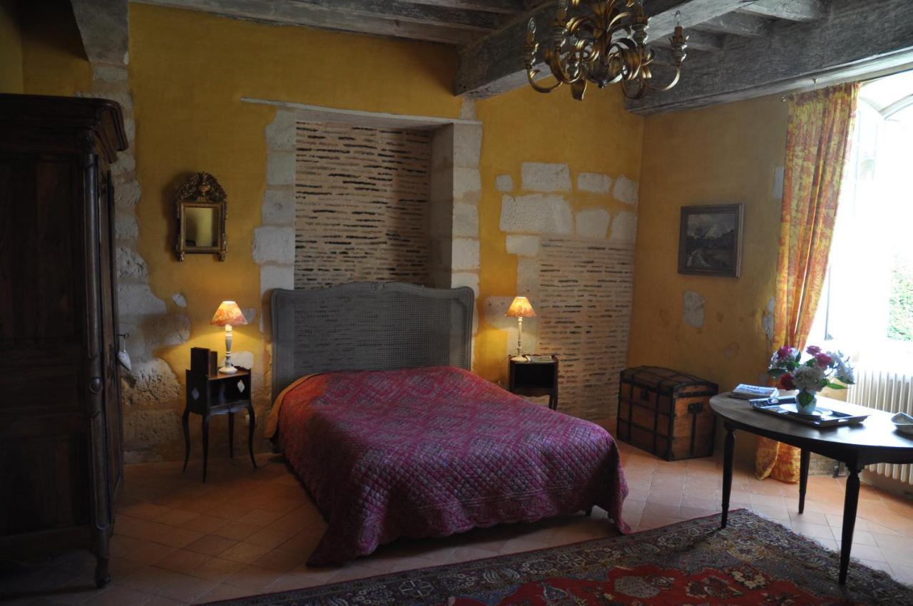 Chateau La Gentilhommiere Du Puits Notre-Dame 30 Rue De L'Eglise 24110 Saint Leon Sur L'Isle Ngoại thất bức ảnh