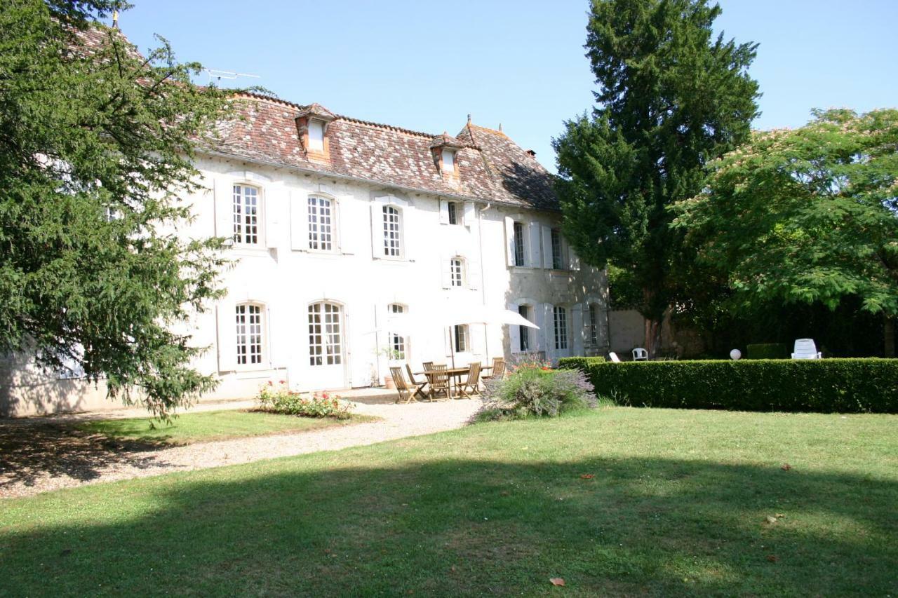 Chateau La Gentilhommiere Du Puits Notre-Dame 30 Rue De L'Eglise 24110 Saint Leon Sur L'Isle Ngoại thất bức ảnh
