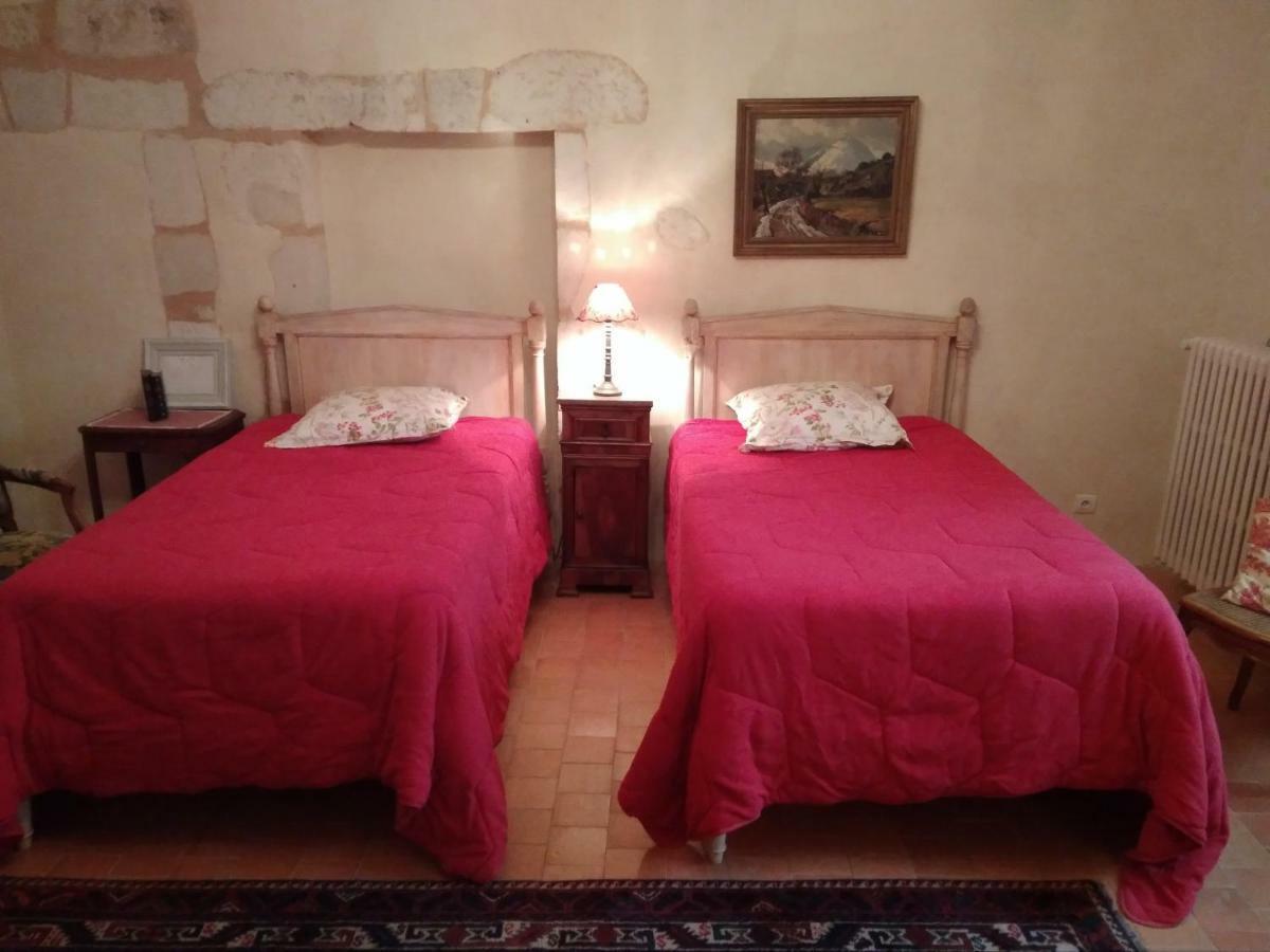 Chateau La Gentilhommiere Du Puits Notre-Dame 30 Rue De L'Eglise 24110 Saint Leon Sur L'Isle Ngoại thất bức ảnh